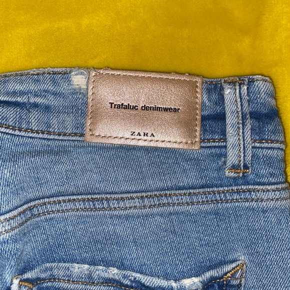 Zara Trf Diamante distressed Jeans - Picture 5 of 6